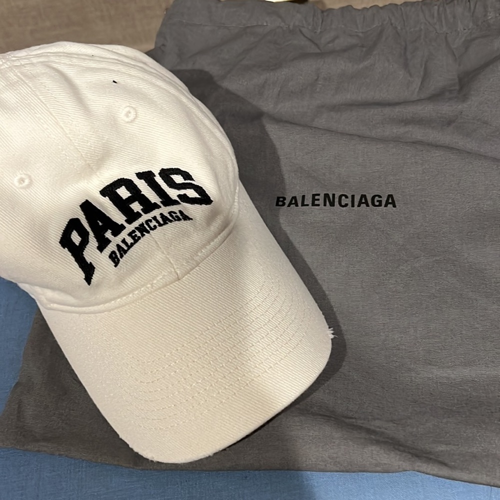 Balenciaga Paris Cap - Picture 6 of 6